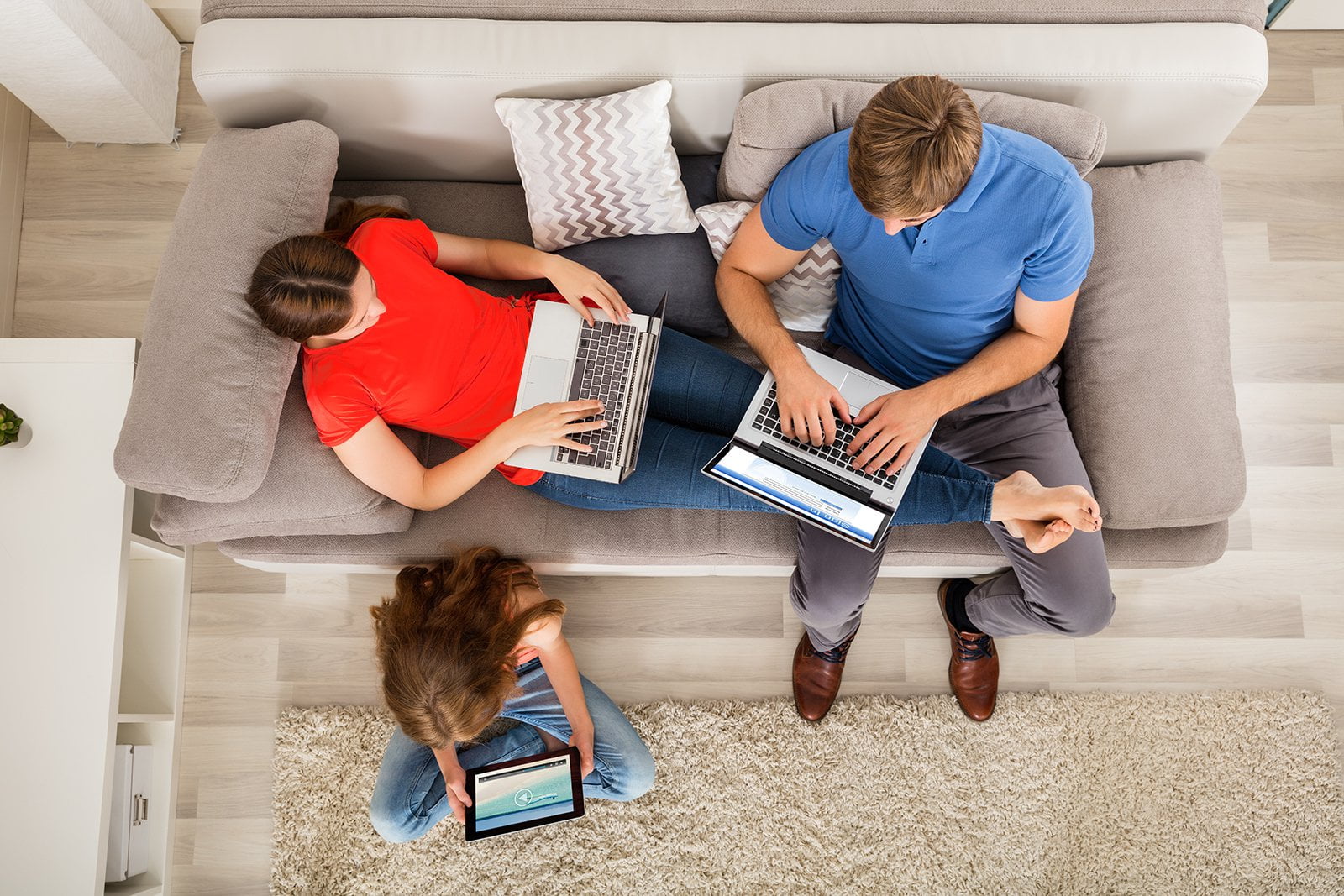 Télévision par satellite ou connexion par câble ?